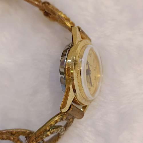 ⌚#議價請移玉步🌟no bargain  swiss made😍Vintage 🌟 「CHALET」MW手動上鏈22mm ...