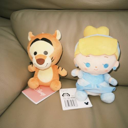 灰姑娘and跳跳虎(冒險樂園夾)正版