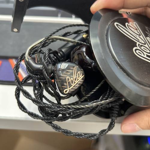 jerry lola earphones