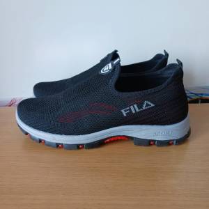 Fila 男裝運動鞋 Men's sneakers (size 43)