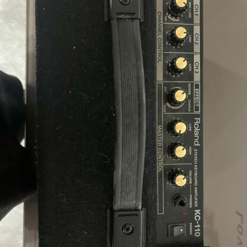 Roland 連 Gtar 结他