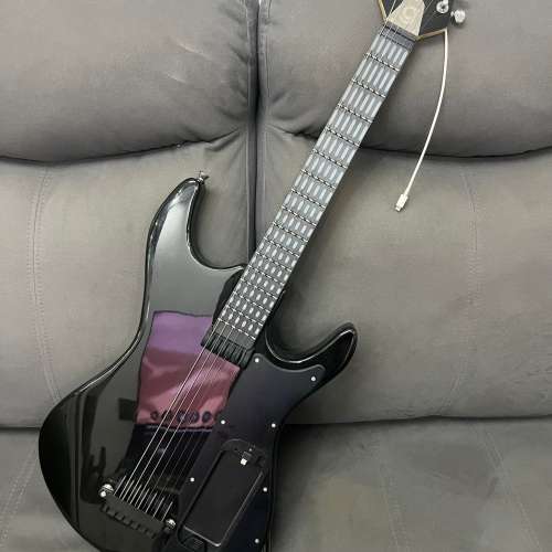 Roland 連 Gtar 结他