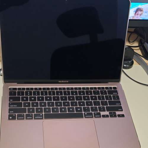 新淨M1 Macbook Air 13吋 16+512GB二手市場少見