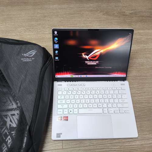 asus rog ga402 r9-6900 16g 1tb ssd. Radeon rx6800s