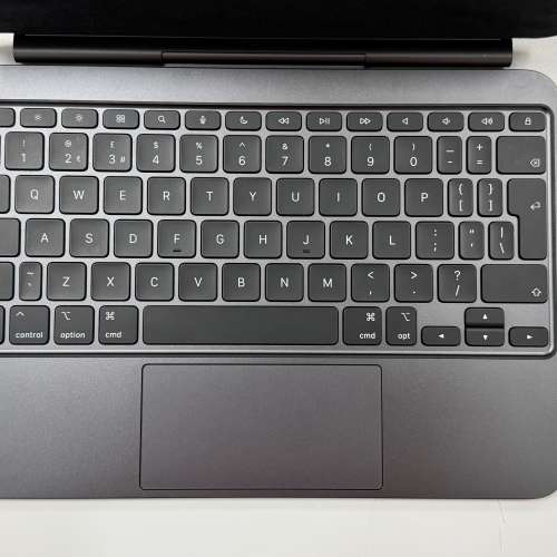 **歐版key** Apple Magic Keyboard for M4 iPad Pro (11') 接近全新