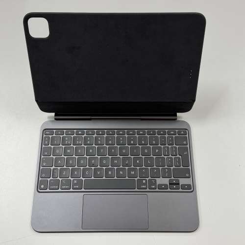 **歐版key** Apple Magic Keyboard for M4 iPad Pro (11') 接近全新