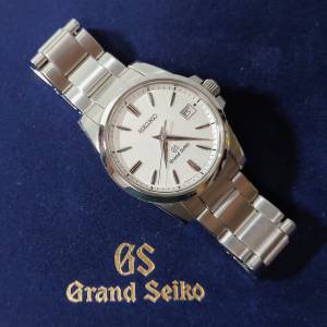 Grand Seiko SBGX053 9F62 quartz watch (NOT automatic mechanical) 冠藍獅 大精工...