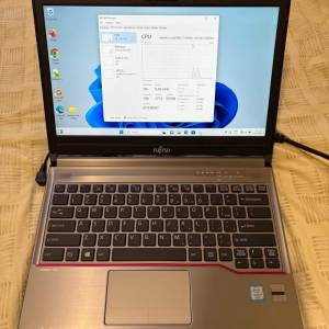 Fujitsu E736 13.3 inch FHD laptop computer