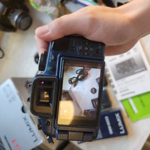 Panasonic Lumix G1 Kit in Box with 14-42mm Lens