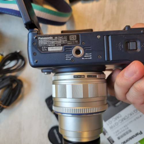 Panasonic Lumix G1 Kit in Box with 14-42mm Lens