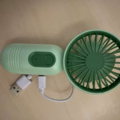 手持usb快速充電小風扇（三速選擇風力） 隨身便攜式