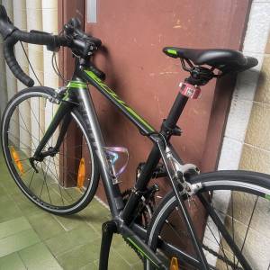 Giant Escape 3 Disc 青少年公路單車
