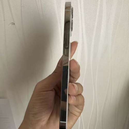 iPhone 12 Pro Max 512G , 電池效能99 ％，送Magsafe Case及玻璃貼