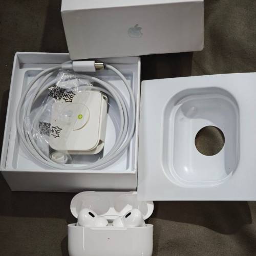 大家要小心，7日後全部資料都會交由警方處理
AirPods Pro 2 (USB-C)