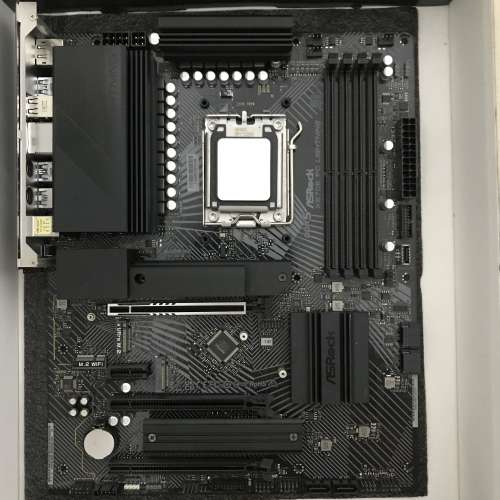 Asrock X670E PG Lightning amd 9800 9950 x3d