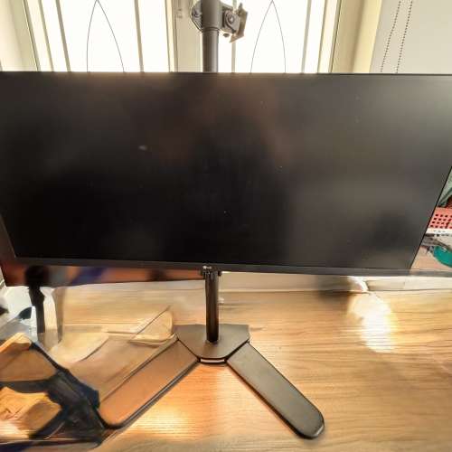 Alienware R12主機3080 連33&rdquo;LG屏幕