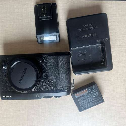 Fujifilm XE3 淨機連配件