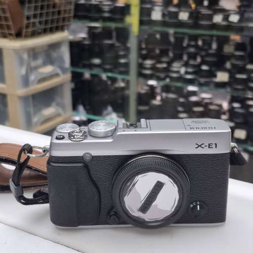 FUJIFILM X-E1