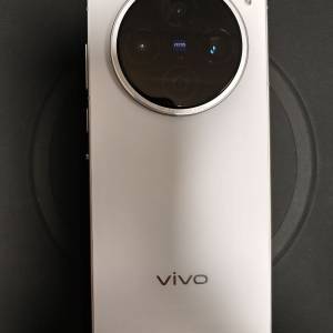 vivo x 200s 16+1TB 白色 99%新