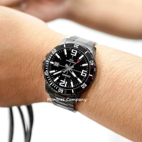 Montres Company 香港註冊公司(32年老店) 卡西歐 CASIO防水50米 不鏽鋼錶帶 黑色 M...