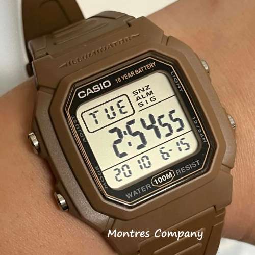 Montres Company 香港註冊公司(32年老店) 卡西歐 CASIO 十年電池壽命 啡棕色 W-800...