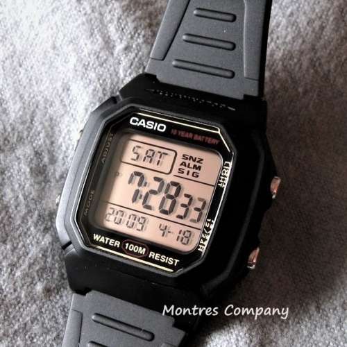 Montres Company 香港註冊公司(32年老店) 卡西歐 CASIO 十年電池壽命 金黑色 W-800...