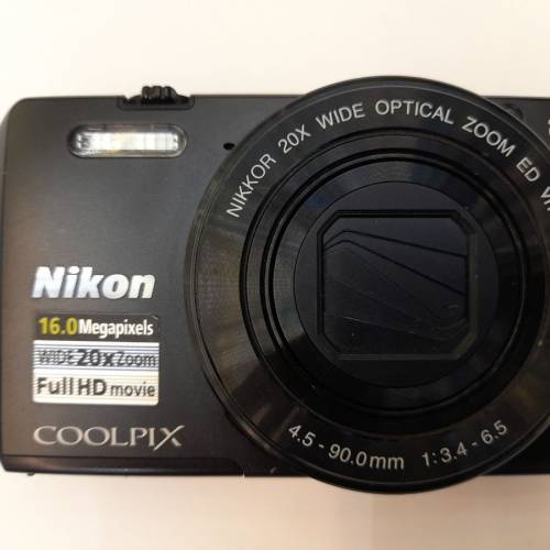 ( 95%New ) Ultra-Slim Nikon S7000 20x Zoom Digital Camera
