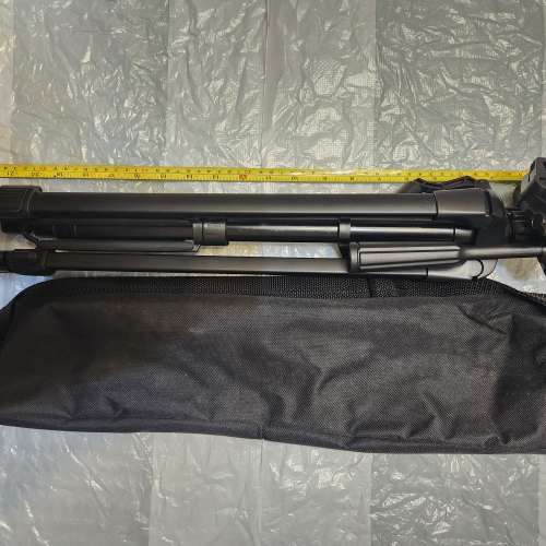全新相機三腳架 camera tripod (Not Manfrotto, Not Fotopro, Not Gitzo)