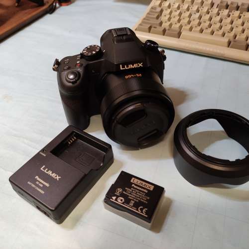 Panasonic FZ1000