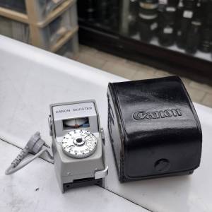 CANON BOOSTER LIKE NEW