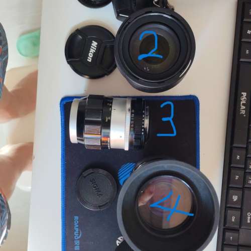 放FUJI XT1機身連原廠宜直到及兩支原廠NIKON AF及手動對焦及變焦鏡及一支副廠AF鏡再...