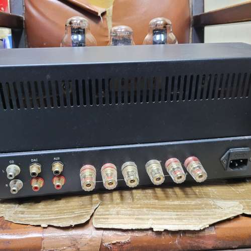 老陳300B單端合拼胆機