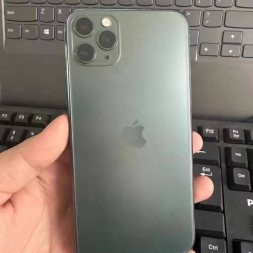 iPhone 11 Pro Max  512G ，電池效能90 %，個人自用機