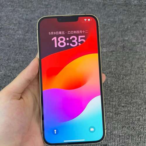 iPhone13 Por Max 1tb電池效能87 % ，跟一個全新原裝玻璃貼同埋一個手機套！