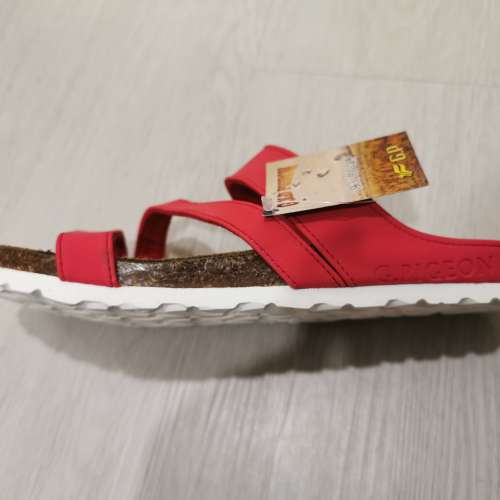 100%全新女裝橙紅色涼鞋