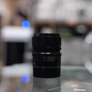 Leica Summilux-M 50mm F/1.4 Asph #4137444