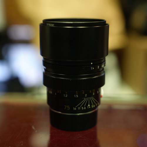 Leica Summilux-M 75mm F/1.4 #3797702
