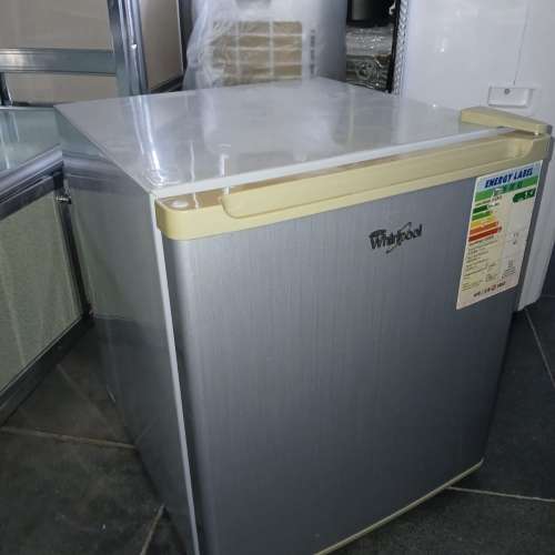 Whirlpool 惠而浦迷你雪櫃