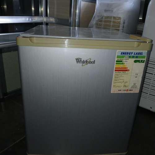 Whirlpool 惠而浦迷你雪櫃