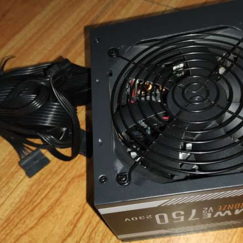 Cooler Master  MWE 750 BRONZE - V2 230V