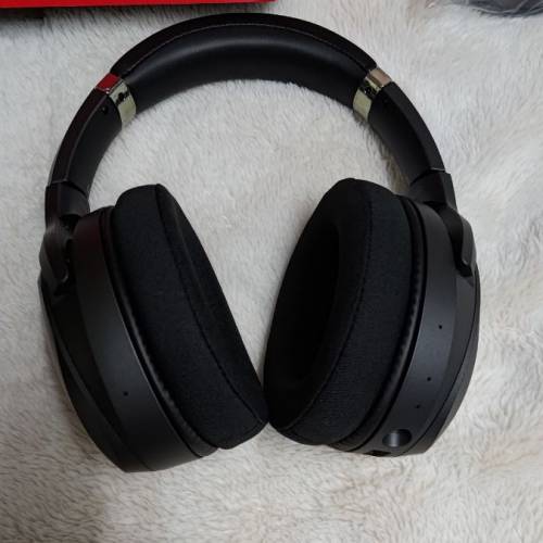 ASUS ROG FUSION II 500 電競耳機