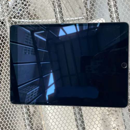 出二手自用閒置apple ipad Air 3 256 Wi-Fi 版