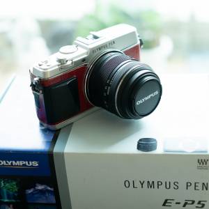 Olympus EP5 相機 是EP7 PEN-F代替品