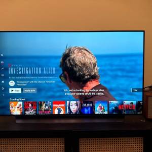 LG C2 48 吋 4K OLED 電視 99新 功能正常 配件在，無磕碰無劃痕