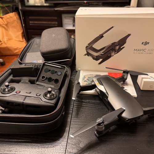 DJI MAVIC AIR FLY MORE COMBO