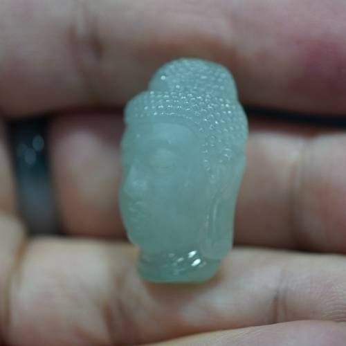 精工雕刻翡翠佛頭