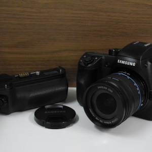Samsung NX1 + 18-55mm lens +原直倒