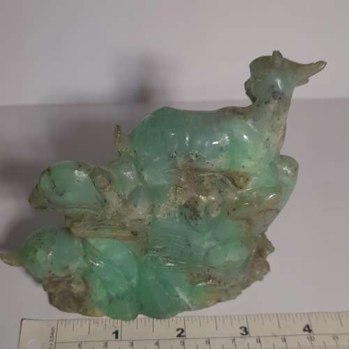 澳洲玉雕三羊啟泰大約四乘四寸。清理舊存貨歡迎出價。no.W3.5.25