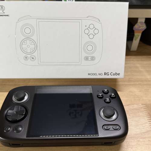 RG Cube