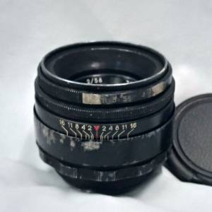 蘇聯 KMZ 廠  58mm f2  Helios 44ー2  M42 screw mount  (鏡片OK/外殻殘）特價